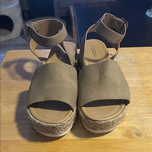 Soda Women's Brown Espadrille Sandals